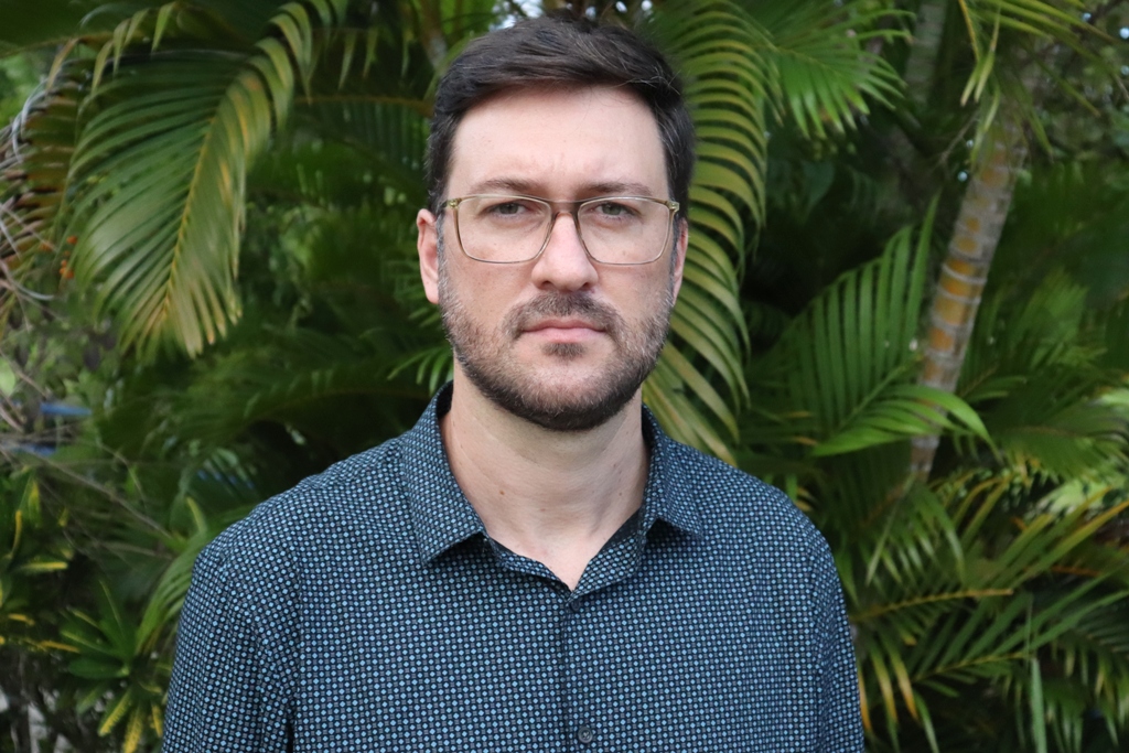 Professor da UFS, Paulo Martins é um dos cinco pesquisadores que mais fizeram publicações científicas sobre a covid-19 no Brasil. (foto: Josafá Neto/Rádio UFS)