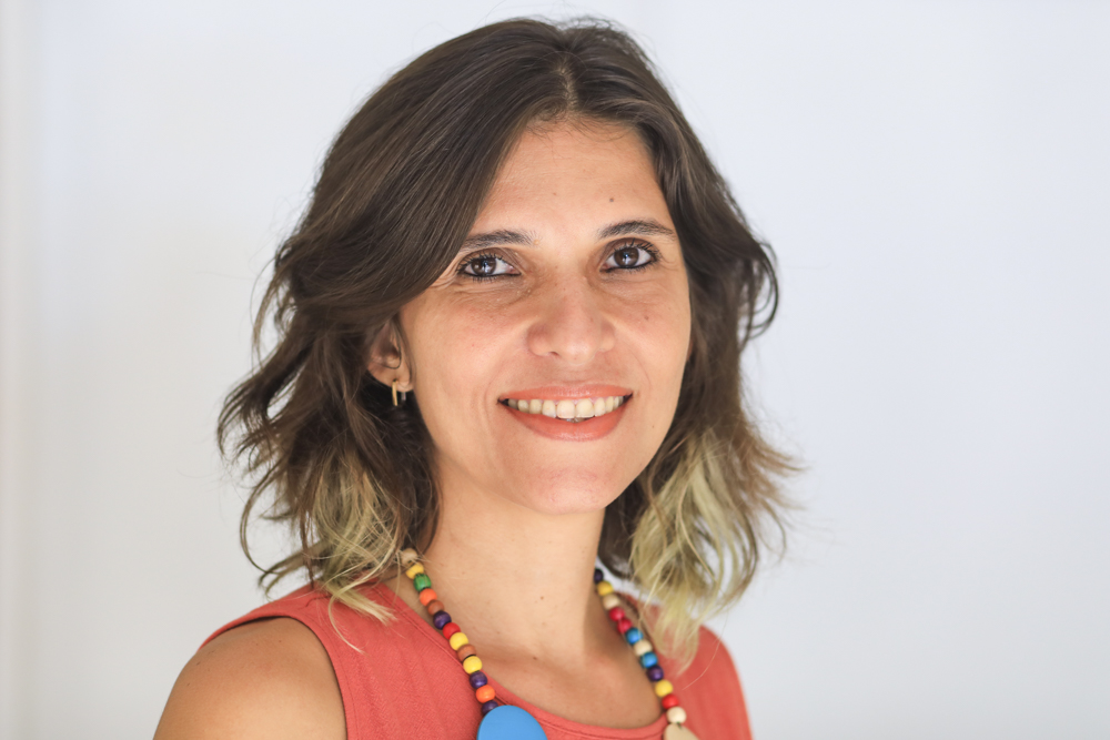 Renata Malta, coordenadora do projeto de pesquisa “Enfrentamento da violência contra mulheres e meninas na escola: percepções, ações e possibilidades de políticas públicas”