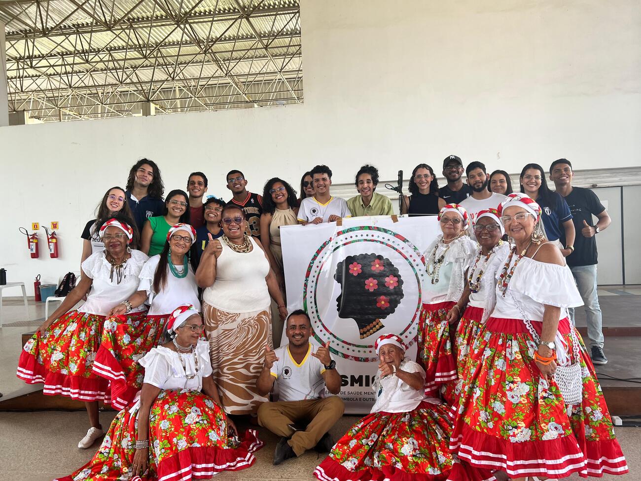 Integrantes da Lasmic, Ambulatório Psicossocial e Associação Folclórica. Foto: Acervo pessoal 