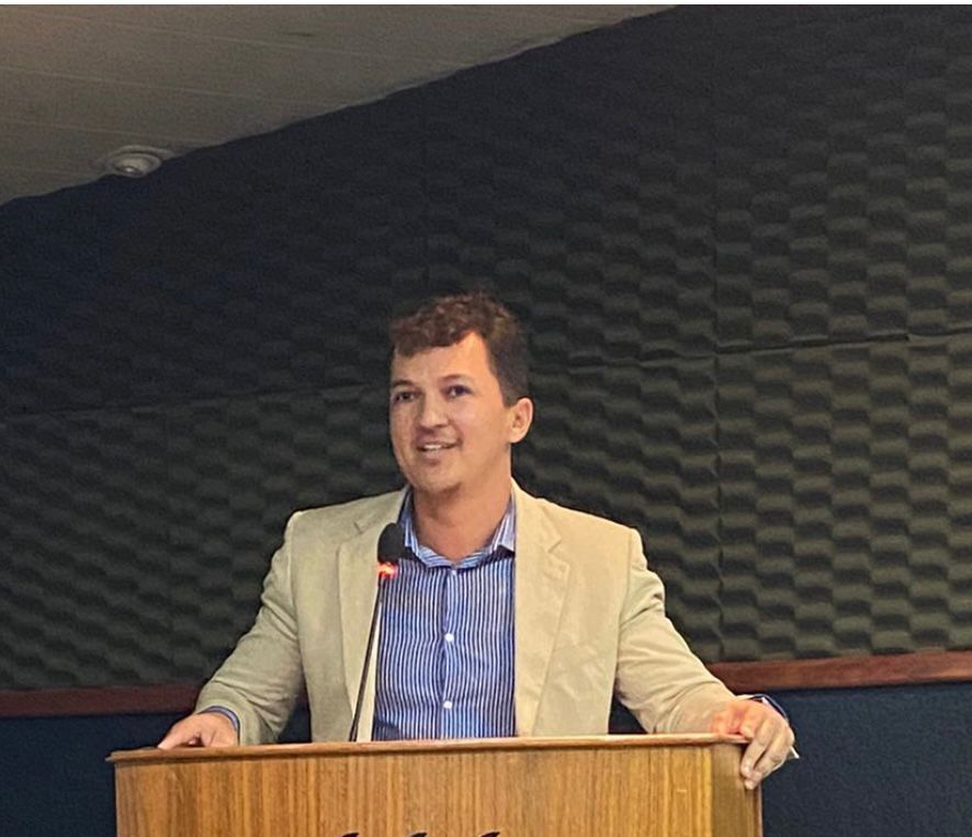 Docente Allan Dantas foi orientador do trabalho de Julio. Foto: acervo pessoal